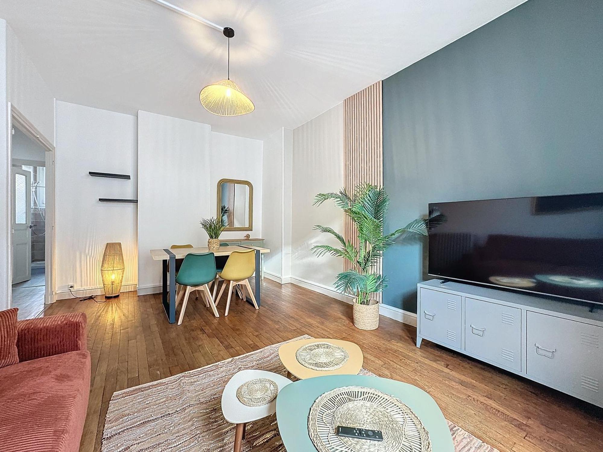 Le 2-F2 Centre Historique Apartman Montluçon Kültér fotó